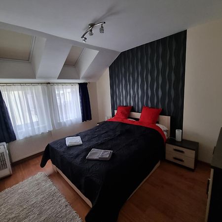 Merry&Car - Huge Balcony + Living Room + 2Br Budapeşte Dış mekan fotoğraf